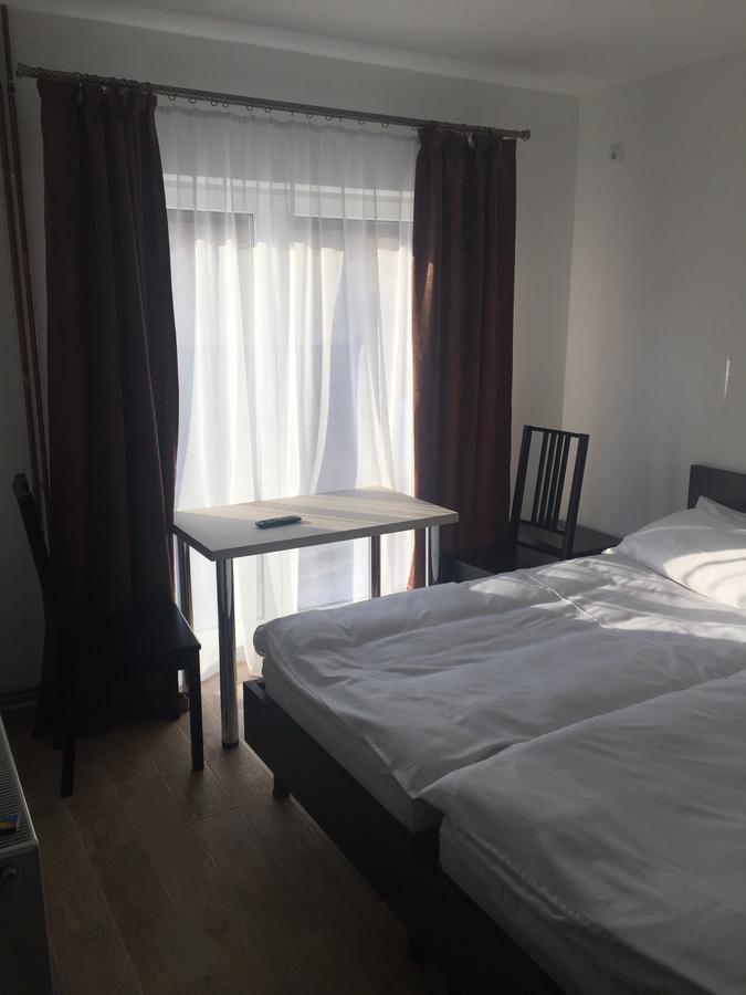Mini-hotel Megora Rachiv Esterno foto